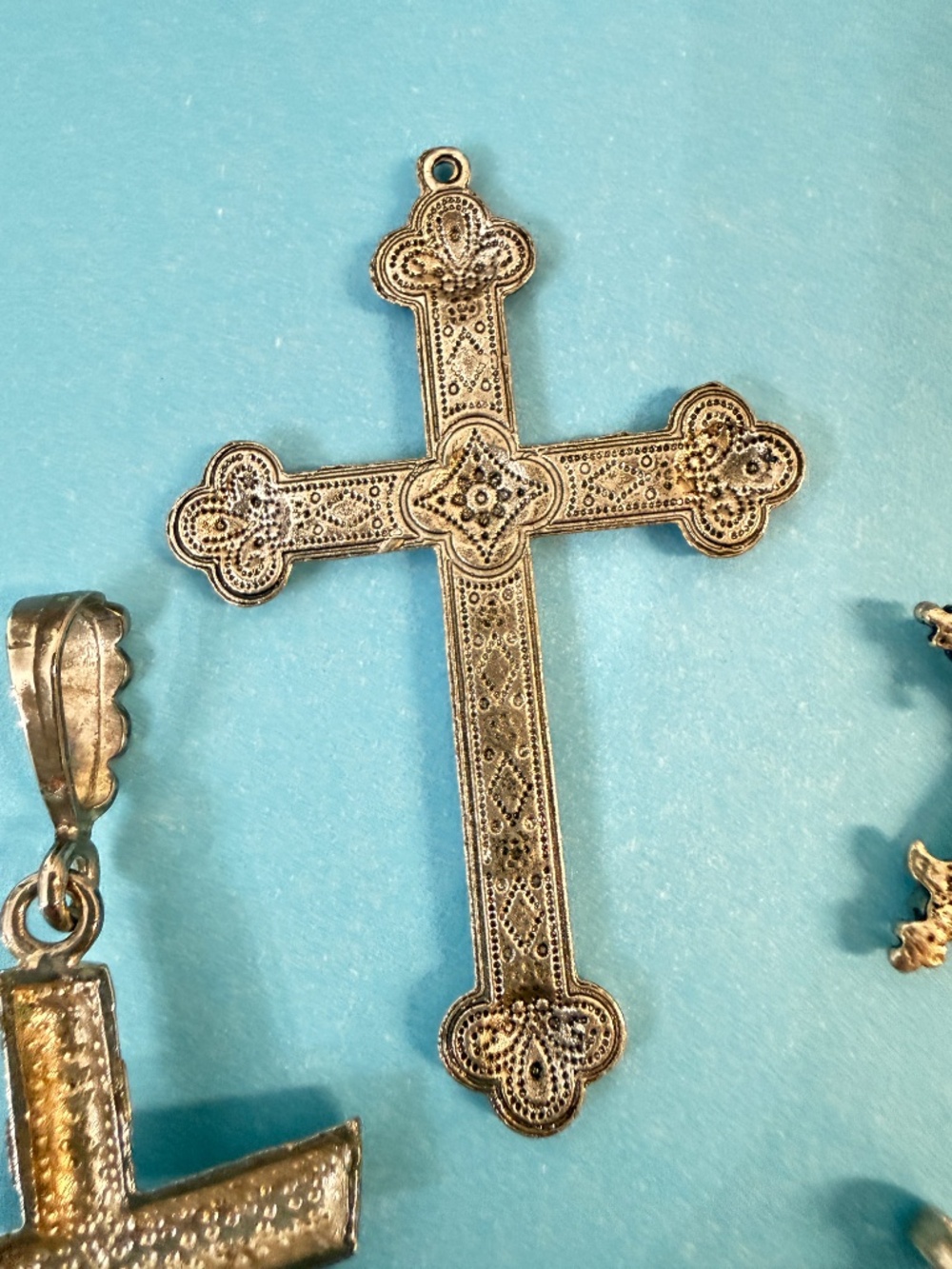 Bundle of 5 Crosses - Picture 7 of 13